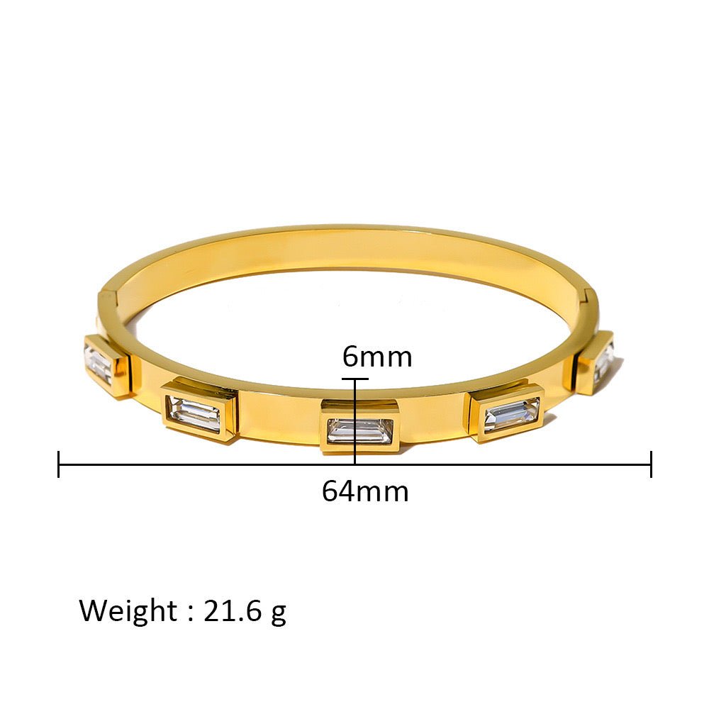 Linear Crystal Cuff