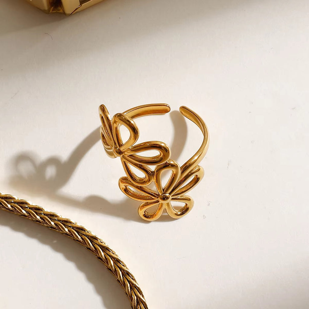 Twin Flora Dual Daisy Wrap Ring