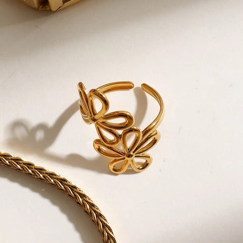 Twin Flora Dual Daisy Wrap Ring