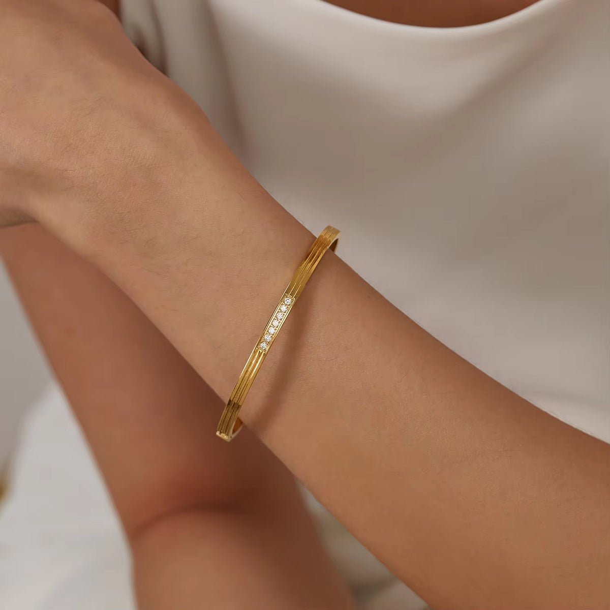 Elara Bangle