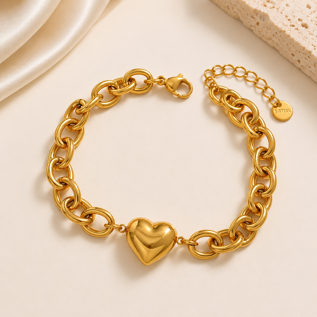Amora Link Heart Bracele