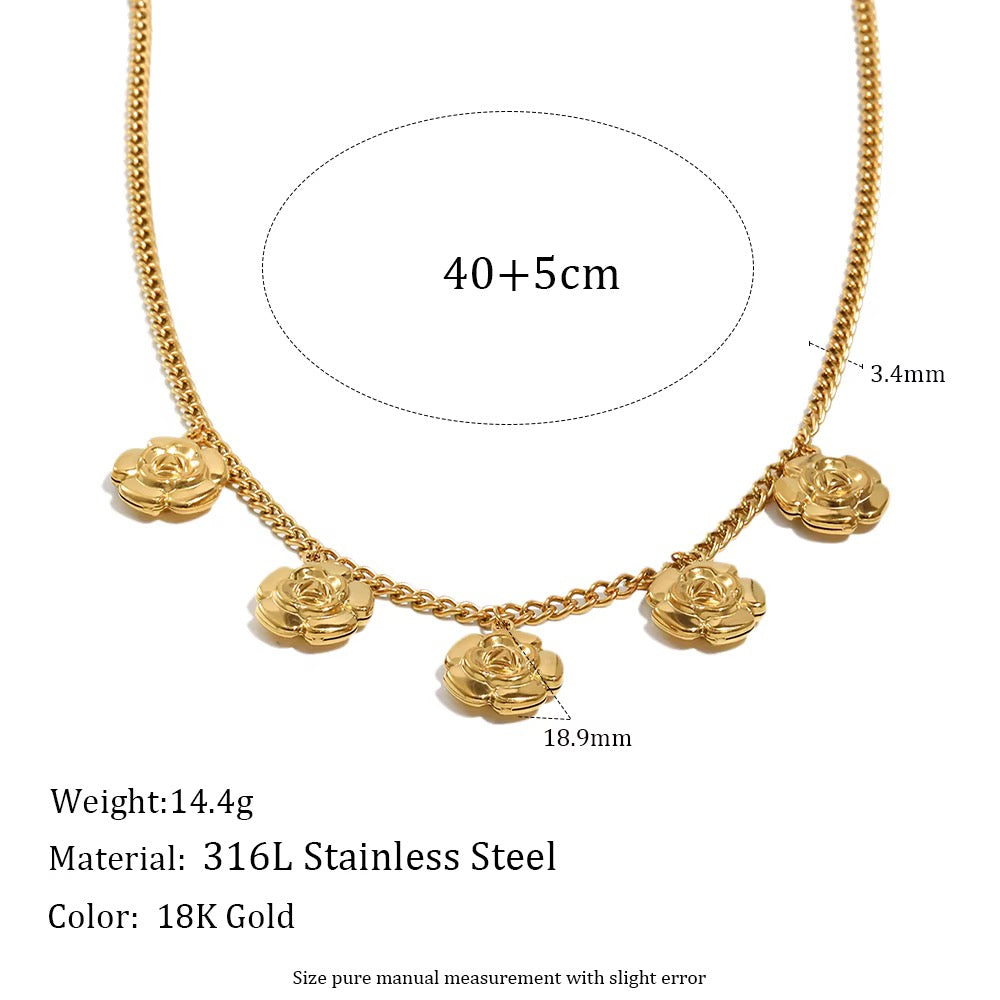 Rosé Éclat Floral Necklace