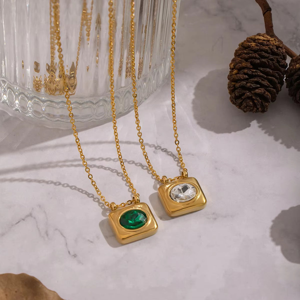 Modern Éclat Square Solitaire Necklace