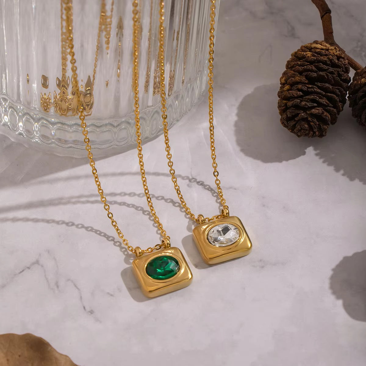 Modern Éclat Square Solitaire Necklace