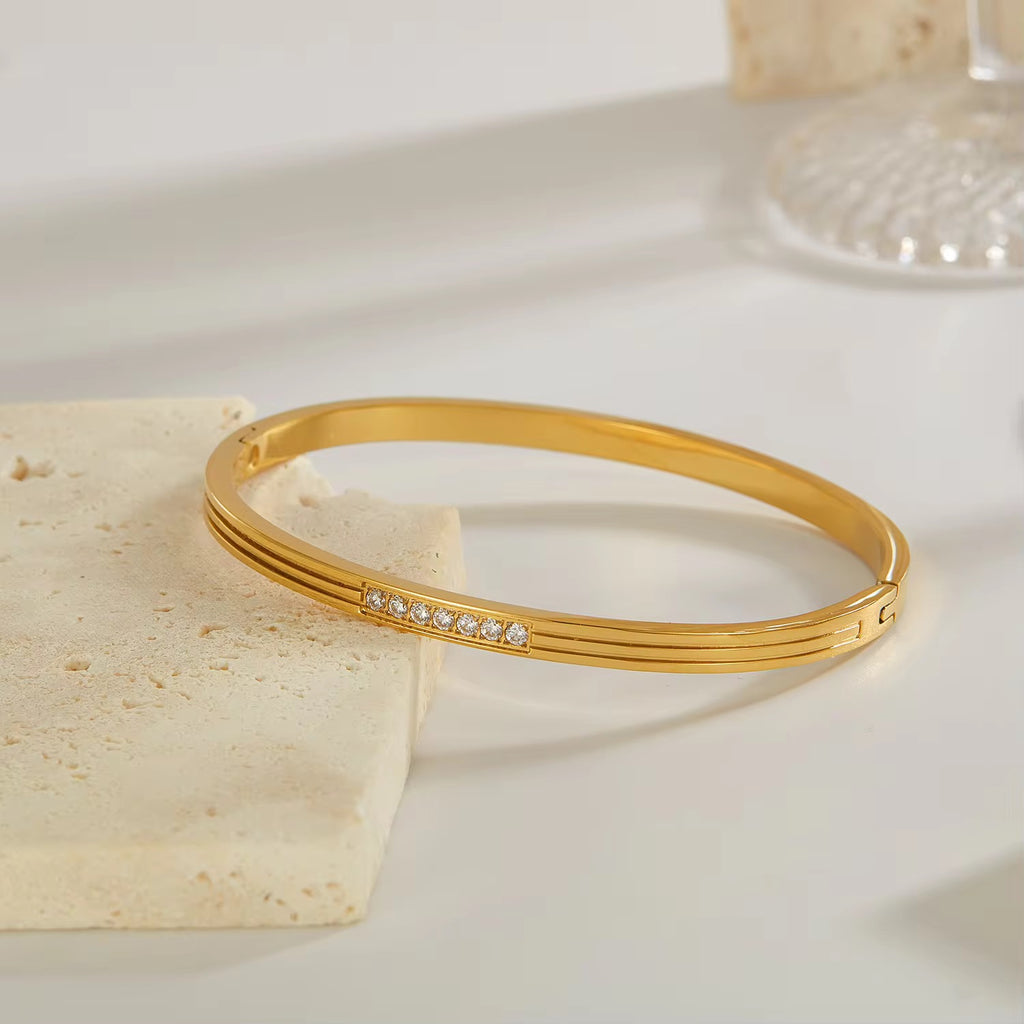 Elara Bangle