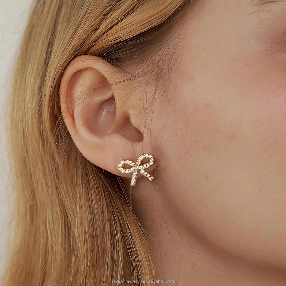 Sparkling Ribbon Bow Studs