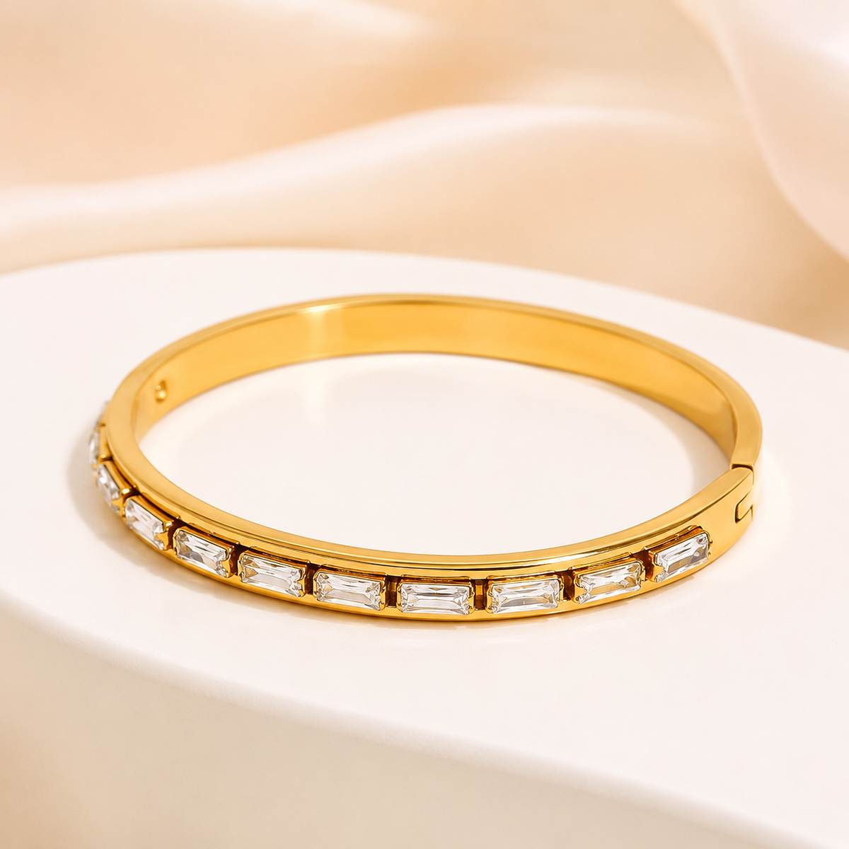 Aurelia Baguette Luxe Bangle