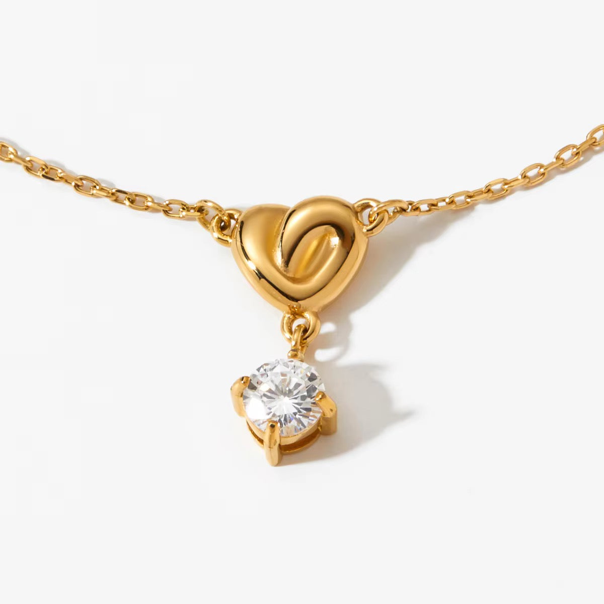 Amora Heart Solitaire Pendant Necklace